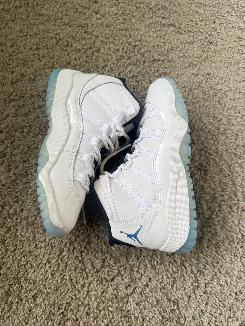 Air Jordan Retro 11 ‘Ledgend Blue’